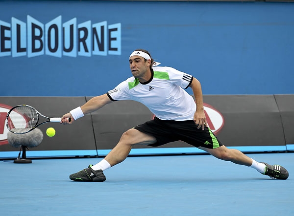 ÎŸ ÎœÎ¬ÏÎºÎ¿Ï‚ ÎºÎµÏÎ´Î¯Î¶ÎµÎ¹ Ï„Î·Î½ Î¼Î¬Ï‡Î· ÏƒÏ„Î¿Î½ ÎµÎ½Î±ÏÎºÏ„Î®ÏÎ¹Î¿ Î±Î³ÏŽÎ½Î±