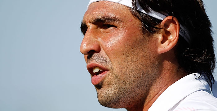 ÎŸ ÎœÎ¬ÏÎºÎ¿Ï‚ Ï€Î±Î½Ï„ÏÎµÏÎµÏ„Î±Î¹ Ï„Î·Î½ Karolina Sprem