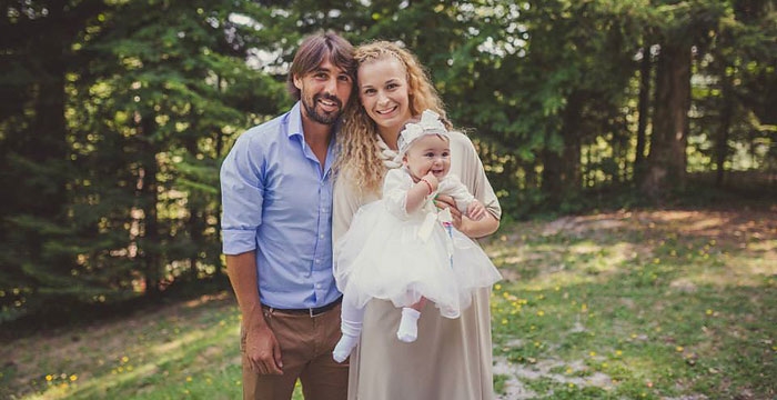 ÎŸ ÎœÎ¬ÏÎºÎ¿Ï‚ ÎºÎ±Î¹ Î· ÎšÎ±ÏÎ¿Î»Î¯Î½Î± Î²Î¬Ï†Ï„Î¹ÏƒÎ±Î½ Ï„Î· Î¼Î¹ÎºÏÎ® Zahy 