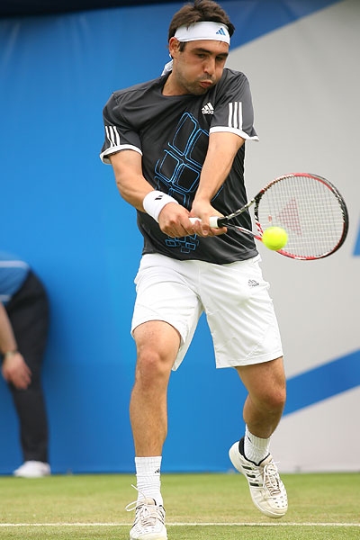 ÎŸ ÎœÎ¬ÏÎºÎ¿Ï‚ ÎµÎºÏ„Î¿Ï€Î¯Î¶ÎµÎ¹ Ï„Î¿Î½ Robredo