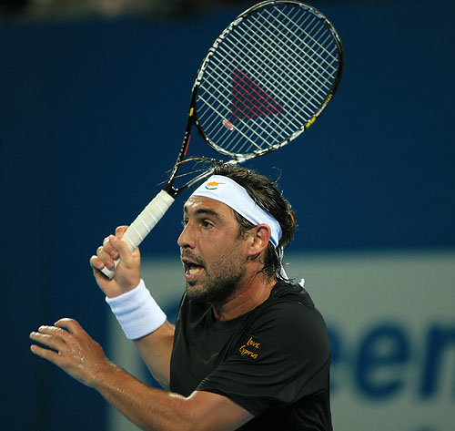 ÎŸ ÎœÎ¬ÏÎºÎ¿Ï‚ Î±Î½Ï„Î¹Î¼ÎµÏ„Ï‰Ï€Î¯Î¶ÎµÎ¹ Ï„Î¿Î½ Tipsarevic ÏƒÏ„Î¿Ï…Ï‚ Ï€ÏÎ¿Î·Î¼Î¹Ï„ÎµÎ»Î¹ÎºÎ¿ÏÏ‚ Ï„Î¿Ï… Î›Î¿Ï‚ â€˜Î‘Î½Ï„Î¶ÎµÎ»ÎµÏ‚