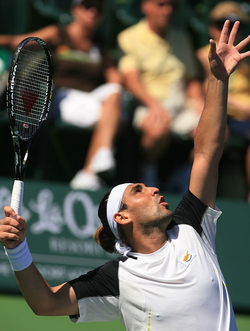 ÎŸ ÎœÎ¬ÏÎºÎ¿Ï‚ Ï€Î±Î¯Î¶ÎµÎ¹ Ï„Î·Î½ Î”ÎµÏ…Ï„Î­ÏÎ±